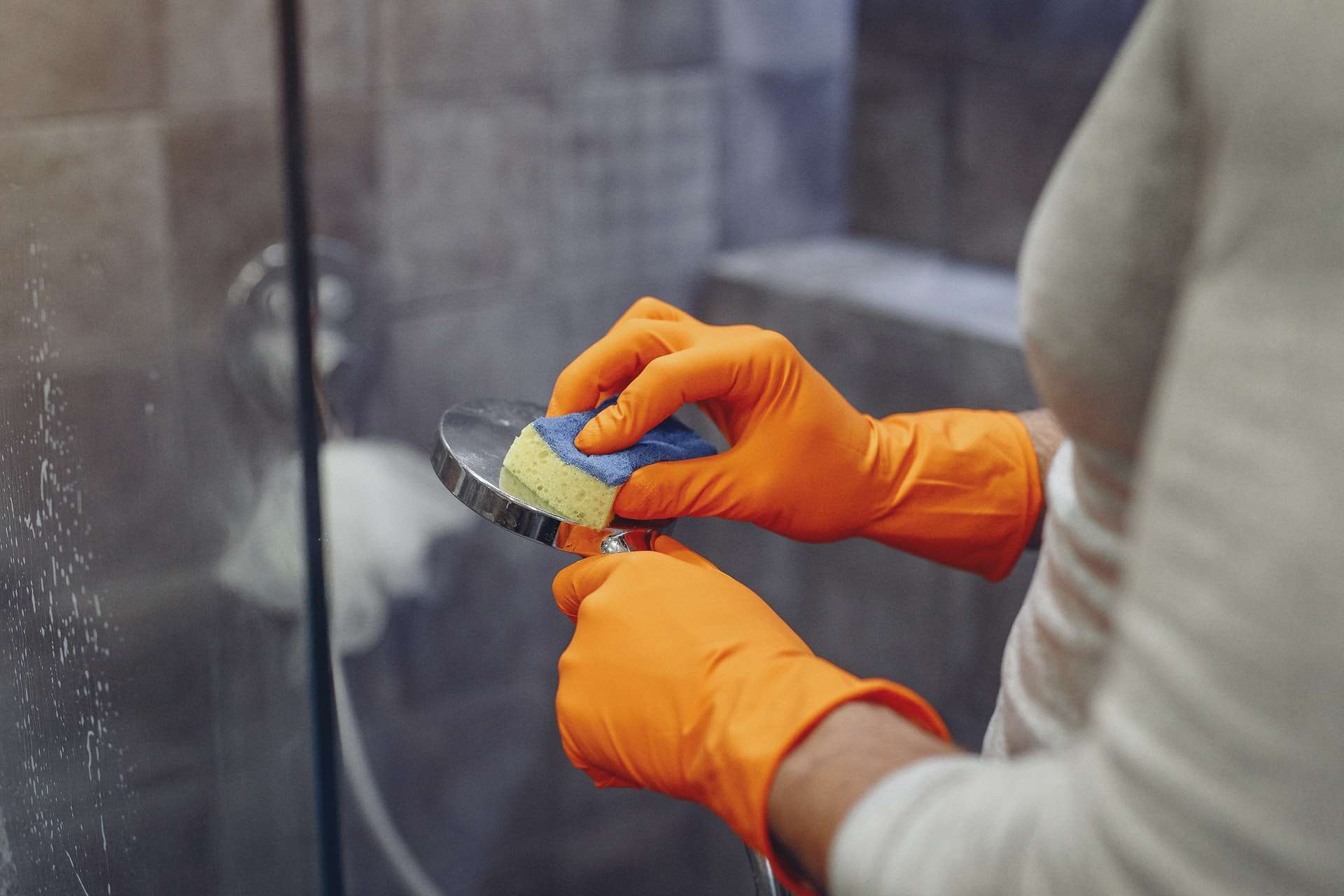 cleaning in bath room